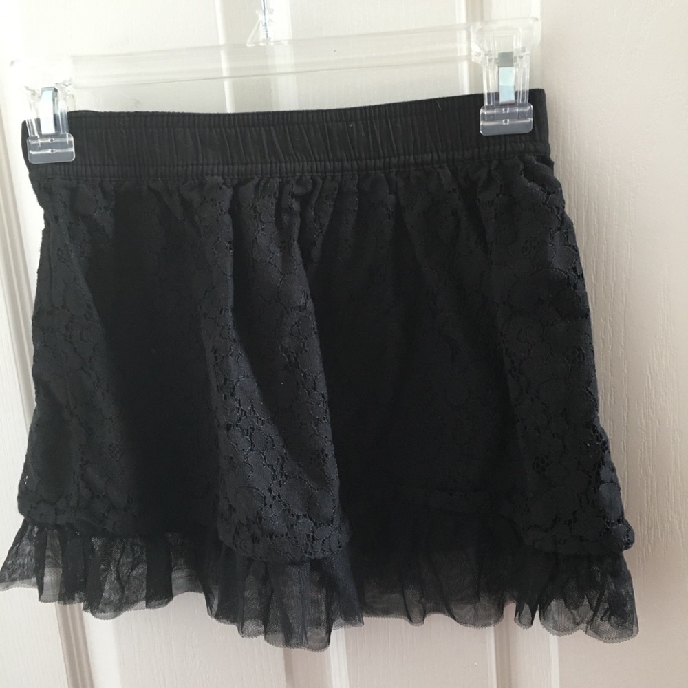 FINAL MARKDOWN Girls lacy faded glory skirt medium 7/8